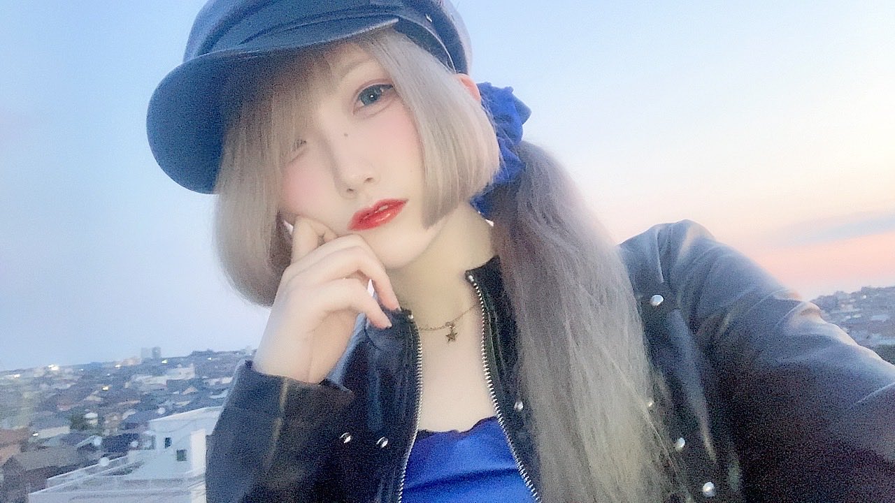 BnB Paris / BLUE